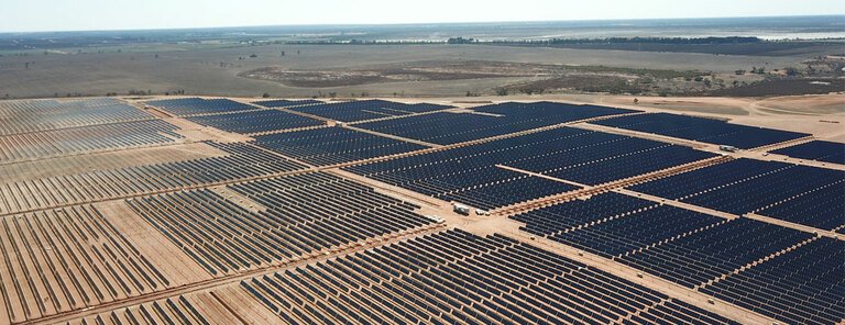 澳大利亚卡拉多克112MW太阳能电站